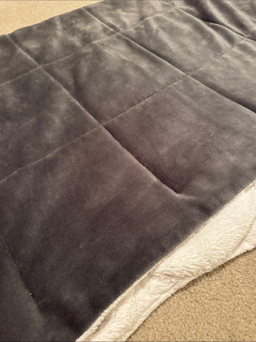 Cuddl Duds Plush Reversible Gray and Cream Home Bedding Throw Blanket, 50x60.